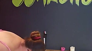 Cum join me in the bath at Warehouse-X ! I have toys! I will bring my ass if you bring you