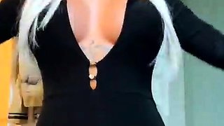 Perfect blonde babe in solo masturbation