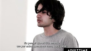 Eliza's big natural tits scene