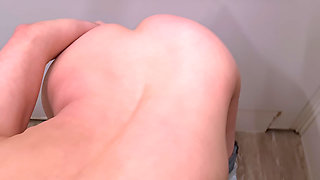 A Stepbrother Has Anal Sex with His Stepsister in a Fitting Room. Dada Deville