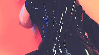 Sexy Cowgirl MILF Loves Latex and Bondage.