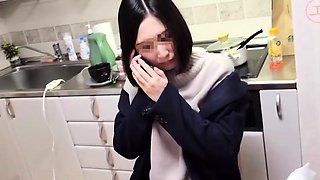 A strong-willed beautiful woman with short hair, as soo