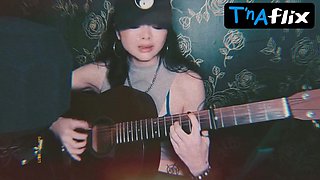 Ruibo Qian Caboose, Knockers Sequence in Ruibo Qian Supah Mind-blowing