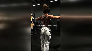 Naughty Teen's Pussy Slip During Instagram Live Dance