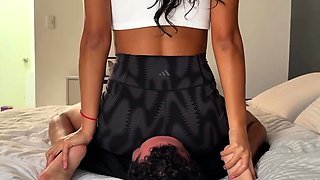 Facesitting punishment for pitiful slave in femdom session