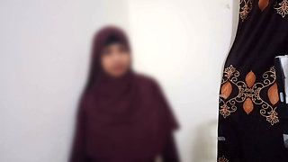 Desi Tik Toker Muslim Hijab Step Aunty Fuck Tight Pussy Beautiful Step Aunty Viral Sex Video