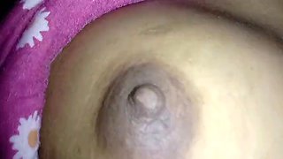 18 year old girlfriend Tasneem pussy licking goes viral