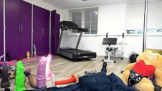 Amateur blonde ass fucked and facialized