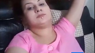 Desi pakistani housewife facebook live big boobs
