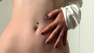 Cute amateur brunette naughty in solo jerking show on camera