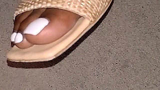 Belle Hadja Pretty Feet of the Night