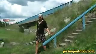 A ladder pissing