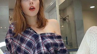 Webcam brunette solo masturbation