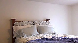 Amateur teen les fingering and licking pussy outdoors