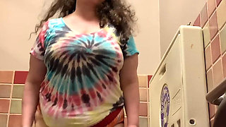 Pissing Goddess for You