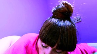 Amateur Big Titted Brunette Get Fucked On The Couch