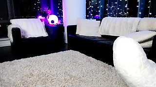 Love Chat Big Boobs Brunette Masturbating For Cam