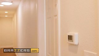 The only thing that's gliding is oliver's boner into his stepmom's Mellanie Monroe tight fuck-holes - brazzers