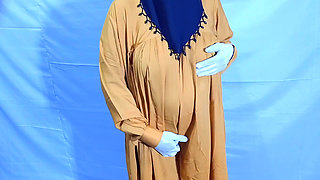 Indian Muslim Hijabi Beautiful Wife Satisfying Her Sexual Hunger With Her Hands - Clear Hindi