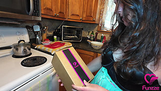 Wild Wet Pussy Orgasm Funzze Toy & Huge Cum In Mouth Facial