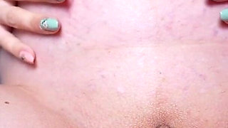 9 Month Pregnant Is Spreading Her Pussy