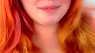 Cute amateur brunette naughty in solo jerking show on camera