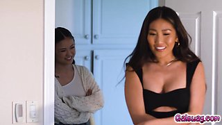 Lulu had an intimate sex on Jennie's old bed