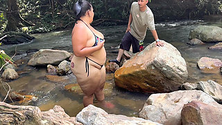Risky Sex in the River Amazing Fucking