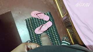 Desi Village Bhabhi big ass and pussy forplay with her boyfriend in bed.
