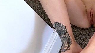 Piss fetish WAM gal solo toys