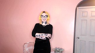 Slutty Spice - Secretary Suck and Fuck Creampie