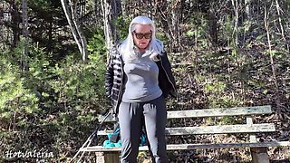 6 Outdoor Piss Scenes